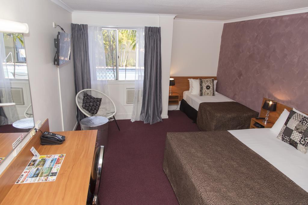 Hampton Villa Motel Rockhampton Buitenkant foto