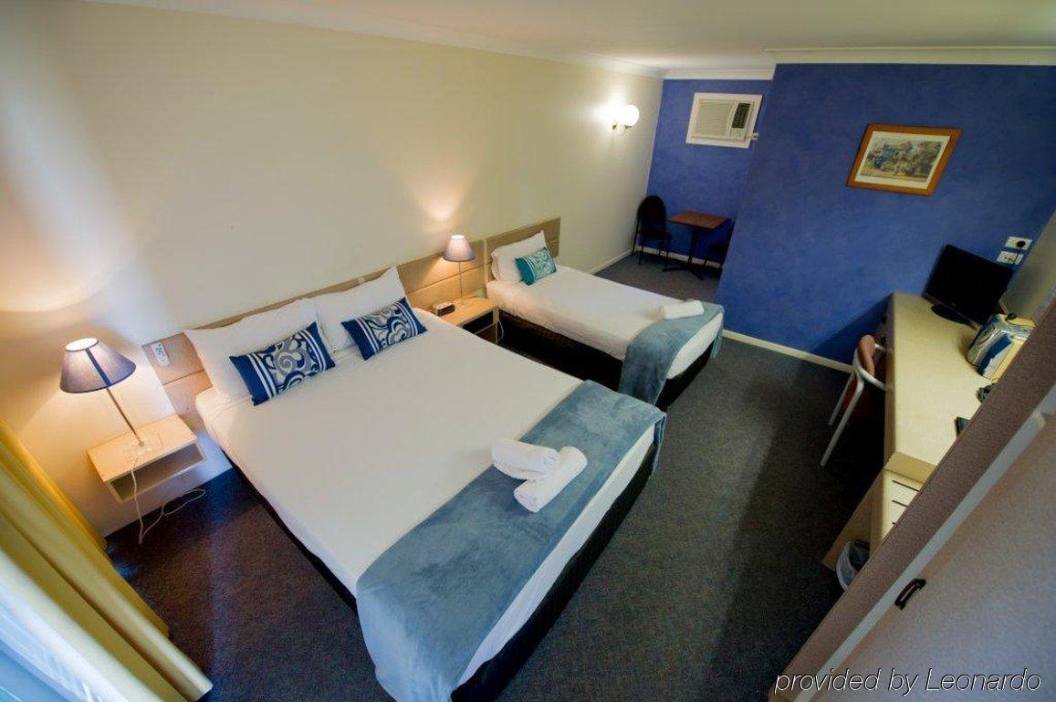 Hampton Villa Motel Rockhampton Buitenkant foto