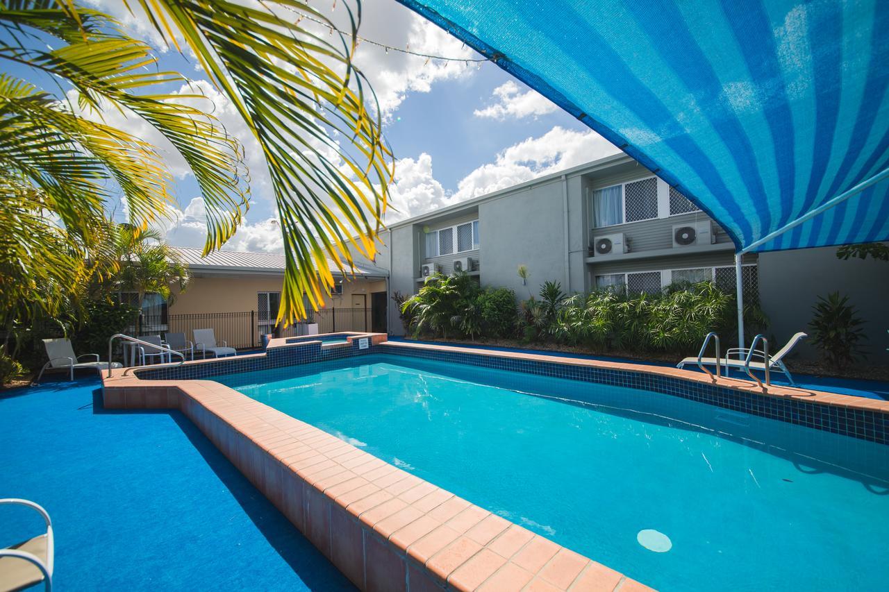 Hampton Villa Motel Rockhampton Buitenkant foto