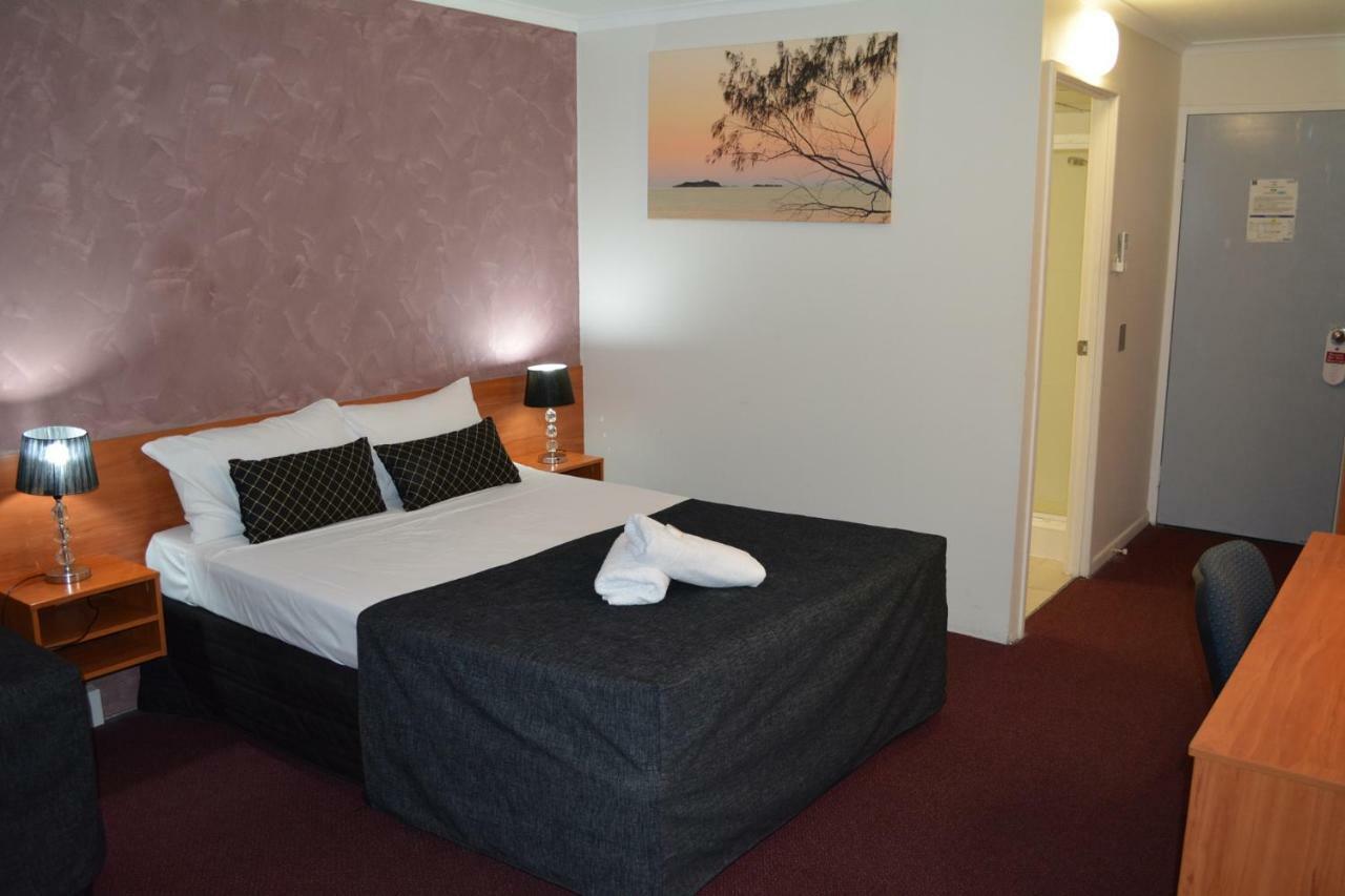 Hampton Villa Motel Rockhampton Buitenkant foto